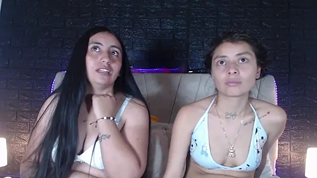 Snapshot of _lesbi_hard_69 chatting on 10/28/25, 07:35 lesbi hard 69 online show from 10/28/25, 07:35