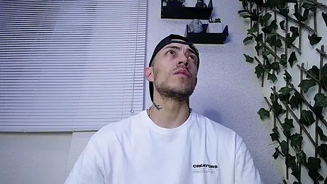 Jasson kingg online show from 01/22/25, 02:04