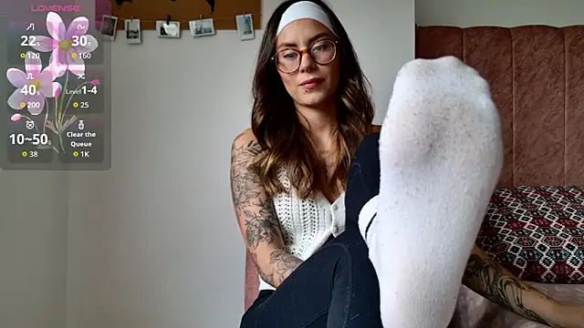 Emmy petit online show from 02/07/26, 06:05