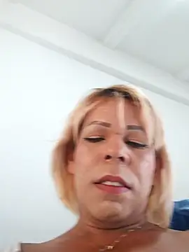 blondebitchlitle online show from 10/13/25, 05:36