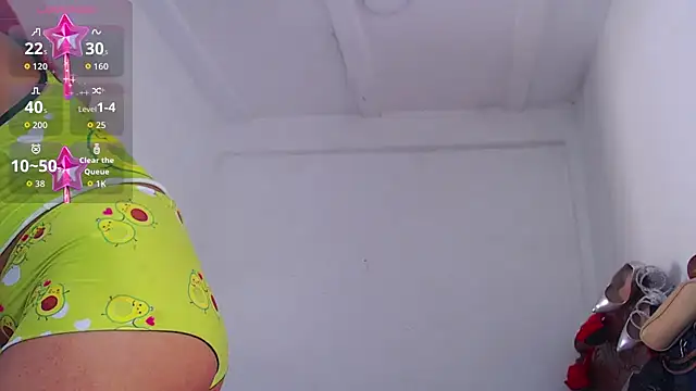 blondebitchlitle online show from 04/27/26, 04:05