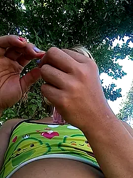 blondebitchlitle online show from 10/16/25, 01:41