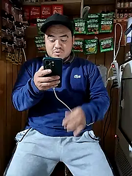 TheBriiaand30 online show from 04/17/26, 08:44