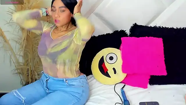 ScarlethNatasha online show from 03/04/26, 12:40