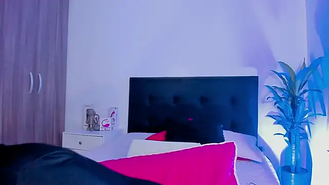 LaylaJewel online show from 03/17/25, 03:40