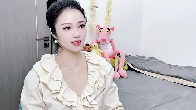 starsqimei online show from 10/24/25, 05:06