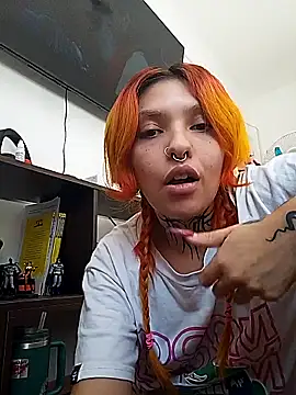 littledoll juicy online show from 03/03/26, 08:16