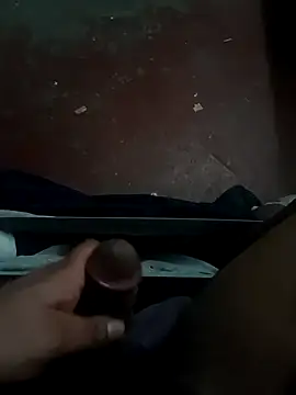 dvaughn3117 online show from 01/01/25, 01:37