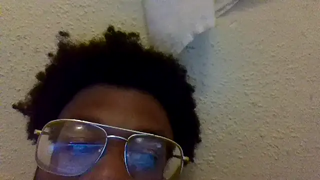 dvaughn3117 online show from 04/18/26, 03:31