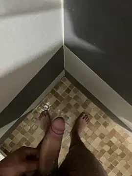 mylovetr1 online show from 02/19/25, 05:27