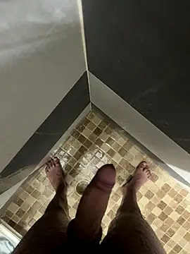 mylovetr1 online show from 10/12/25, 12:23