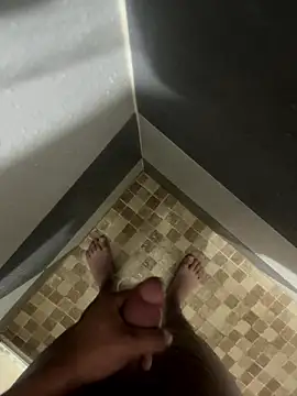 mylovetr1 online show from 12/05/24, 04:48