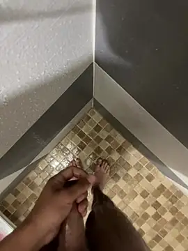 mylovetr1 online show from 02/04/25, 05:31