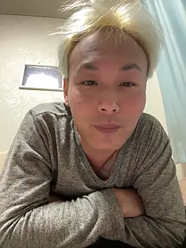 kouji8800 online show from 01/05/25, 10:21