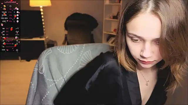 SweetLinaa online show from 03/11/26, 08:36