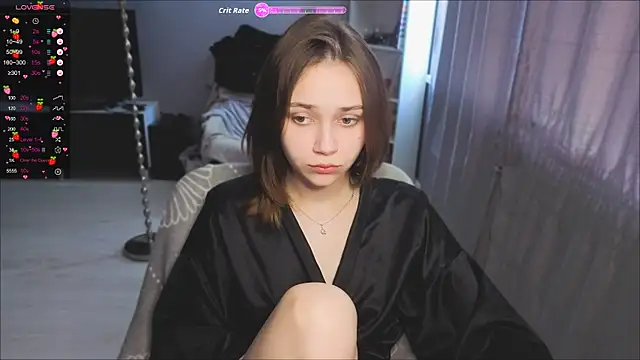 SweetLinaa online show from 04/17/26, 09:45