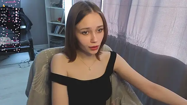 SweetLinaa online show from 02/22/26, 06:27