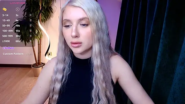 Evacadooo online show from 04/23/26, 03:46