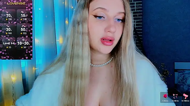 Evacadooo online show from 11/14/25, 03:21