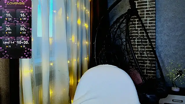 Evacadooo online show from 11/16/25, 02:05