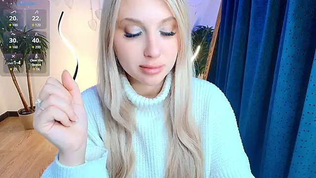 Snapshot of Evacadooo chatting on 02/05/26, 02:18 Evacadooo online show from 02/05/26, 02:18