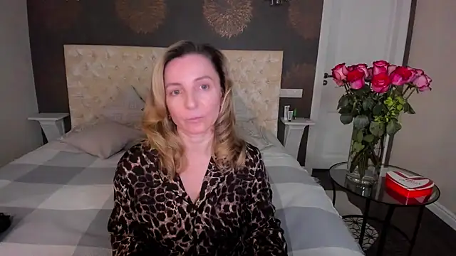 AllisonWilliams online show from 03/19/26, 04:40