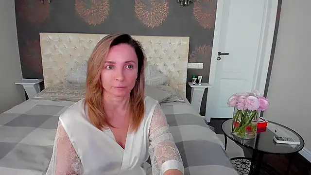 AllisonWilliams online show from 04/17/26, 04:32