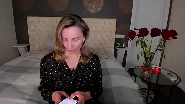 AllisonWilliams online show from 02/25/26, 04:07