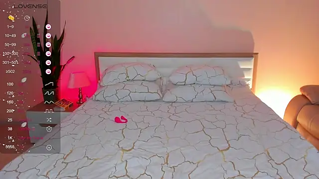 skinny sissss online show from 10/31/25, 10:45