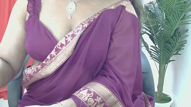 indian anu mallu online show from 11/19/25, 04:56