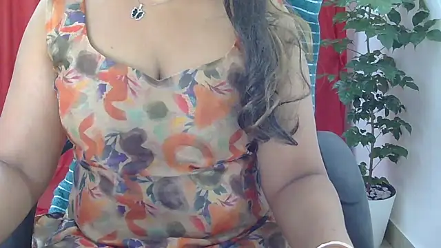 indian anu mallu online show from 11/25/25, 03:18