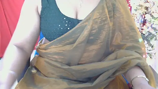 indian anu mallu online show from 12/18/25, 07:57