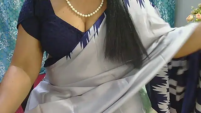 indian anu mallu online show from 05/18/26, 11:04