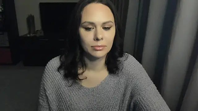 MollyCheiz online show from 10/26/25, 02:17