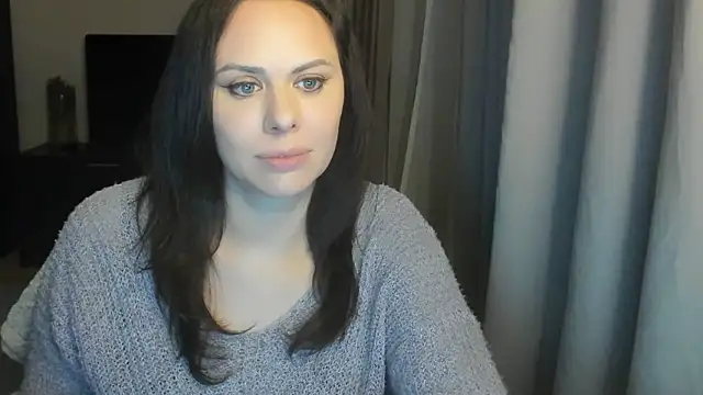 MollyCheiz online show from 03/10/26, 07:07