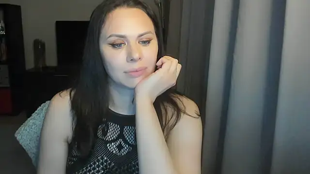 MollyCheiz online show from 03/09/26, 04:21