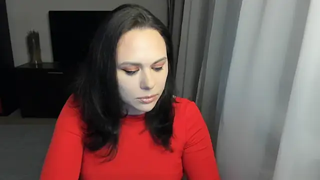 MollyCheiz online show from 11/19/25, 02:50