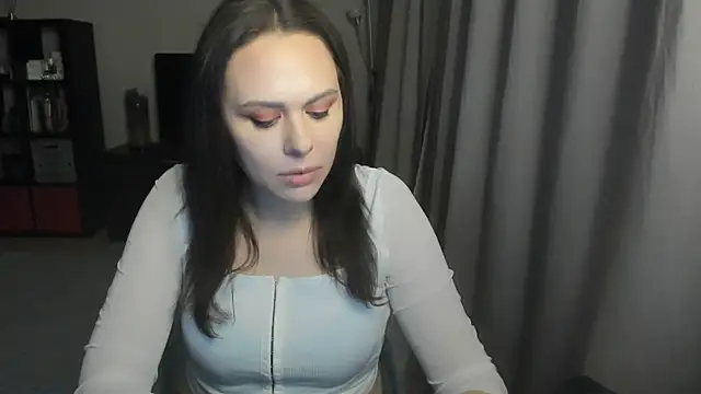 MollyCheiz online show from 03/19/26, 06:30