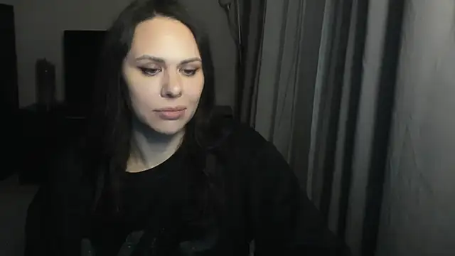 MollyCheiz online show from 04/04/26, 08:48