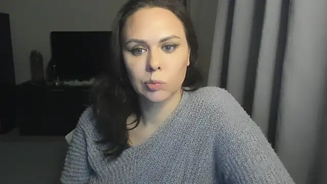 MollyCheiz online show from 01/14/26, 04:32