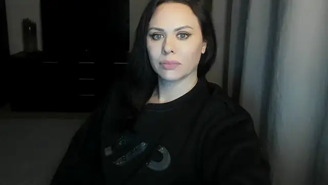 MollyCheiz online show from 03/11/26, 07:19