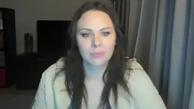 MollyCheiz online show from 04/08/26, 11:06