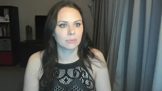 MollyCheiz online show from 04/07/26, 08:54