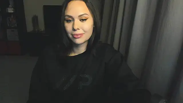 MollyCheiz online show from 09/24/25, 10:27