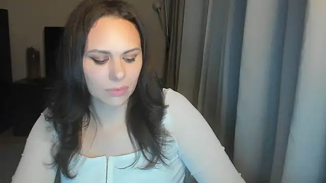 MollyCheiz online show from 03/29/26, 08:54