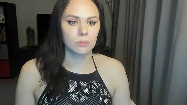 MollyCheiz online show from 03/12/26, 04:11