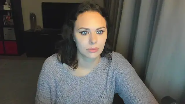 MollyCheiz online show from 09/22/25, 05:19
