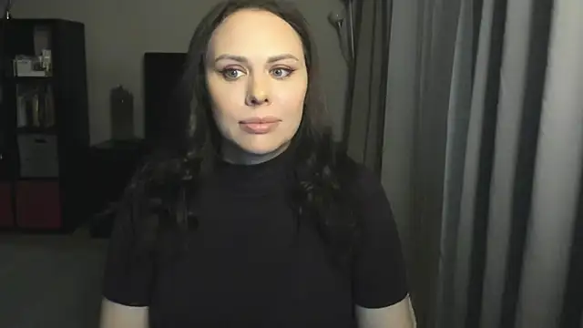 MollyCheiz online show from 04/11/26, 06:00