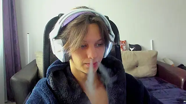 Ostin meow online show from 11/05/25, 07:44