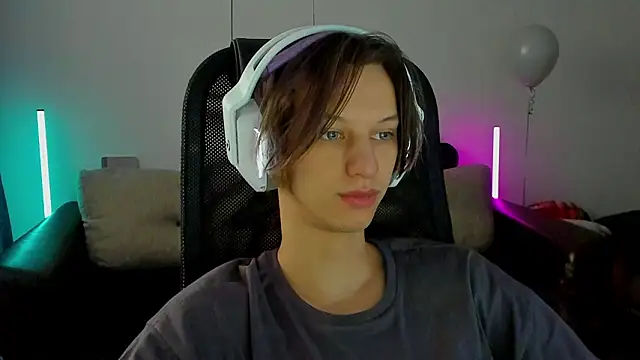 Ostin meow online show from 01/17/26, 10:19